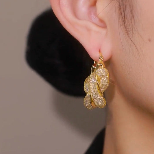 Twisted Mesh crytsal earrings(18k Gold plated)