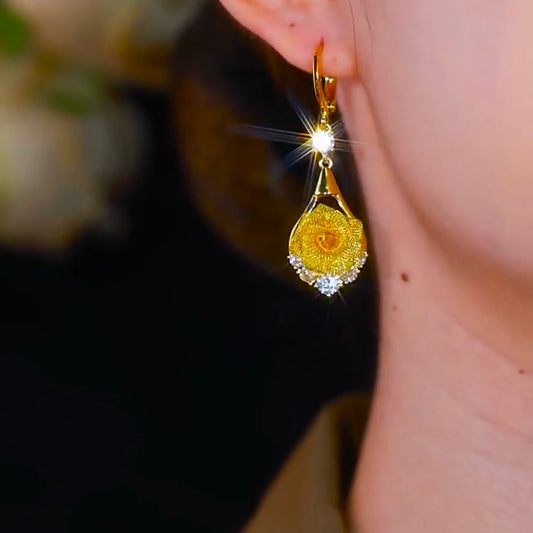 Flower zirconia earrings(24k gold plated)