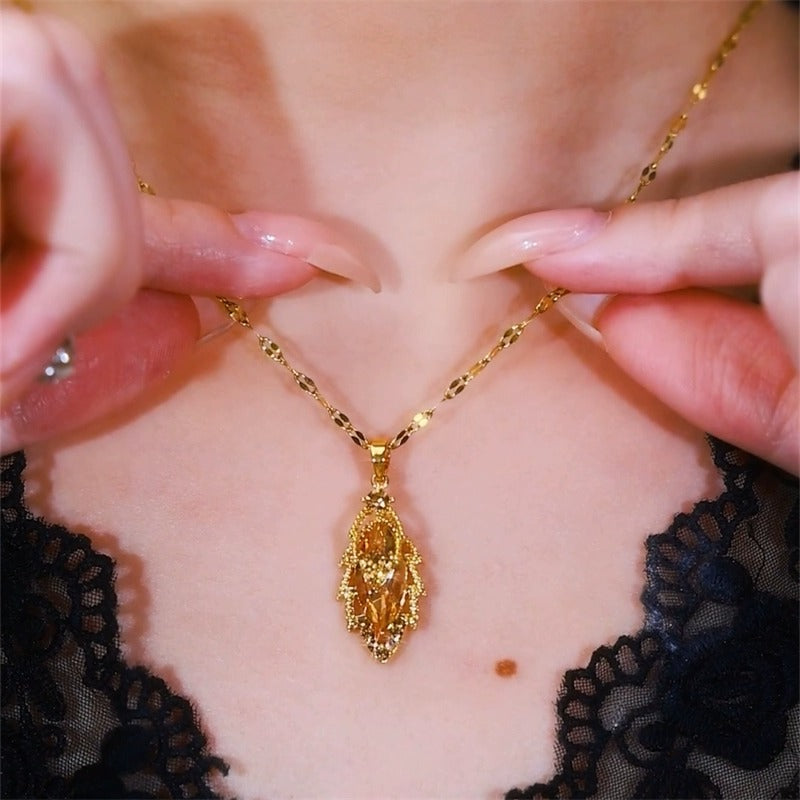 Luxurious non-fading zircon leaf necklace(18k gold plated)